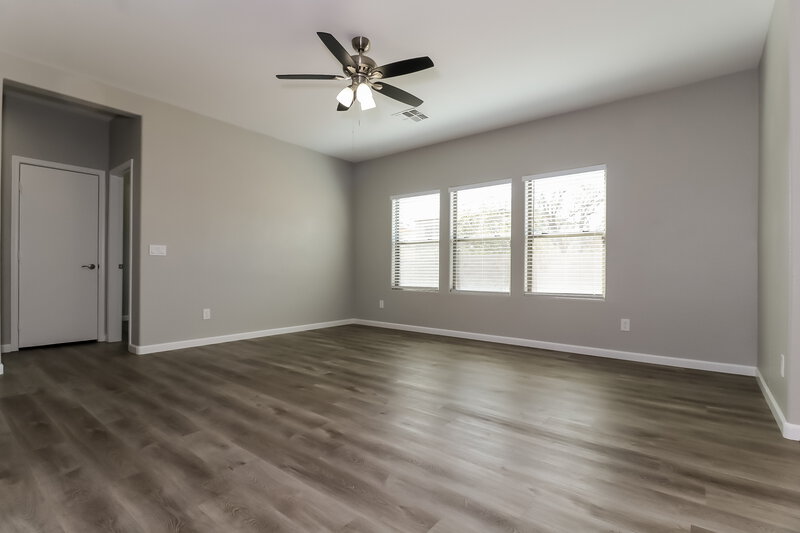 2,385/Mo, 953 E Dee St Avondale, AZ 85323 Dining Room View