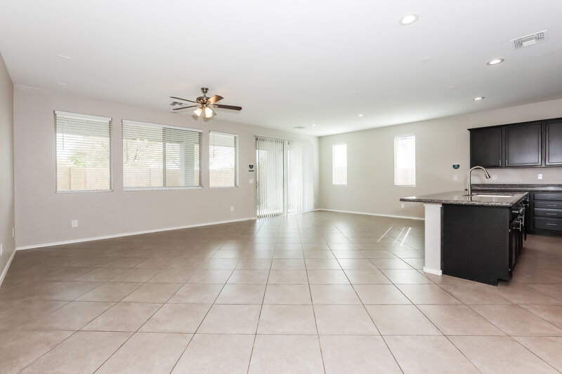 2,740/Mo, 23293 S 226th Way Queen Creek, AZ 85142 Living Room View 2
