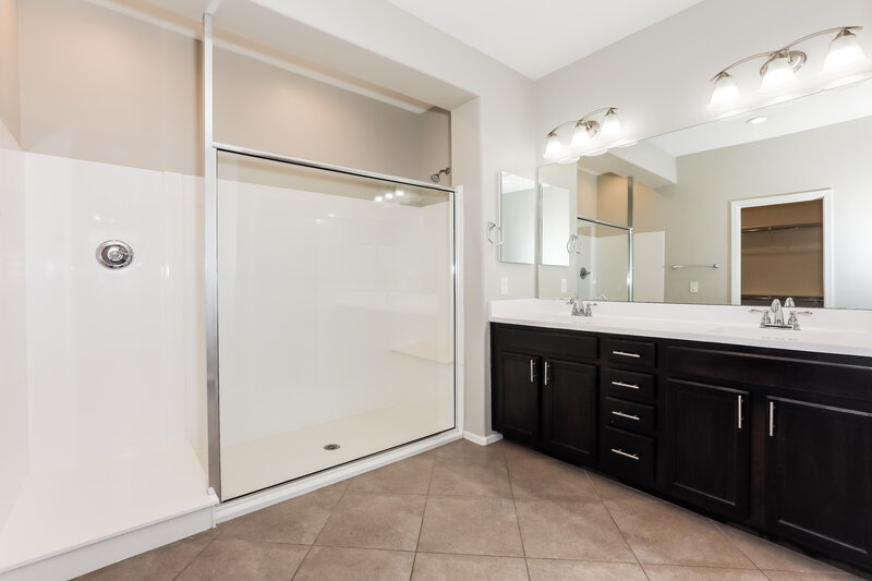 2,740/Mo, 23293 S 226th Way Queen Creek, AZ 85142 Main Bathroom View