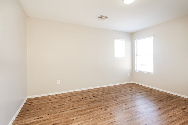 2,200/Mo, 3929 W Irwin Ave Phoenix, AZ 85041 Bedroom View