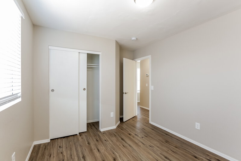 2,245/Mo, 3929 W Irwin Ave Phoenix, AZ 85041 Bedroom View 3