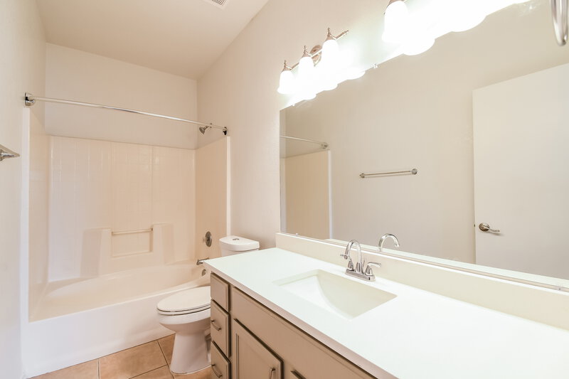 1,855/Mo, 1142 E Desert Rose Trail San Tan Valley, AZ 85143 Main Bathroom View