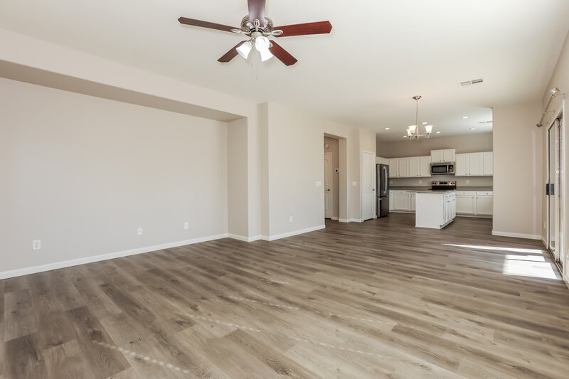 2,440/Mo, 4515 E Oxford Ln Gilbert, AZ 85295 Family Room View