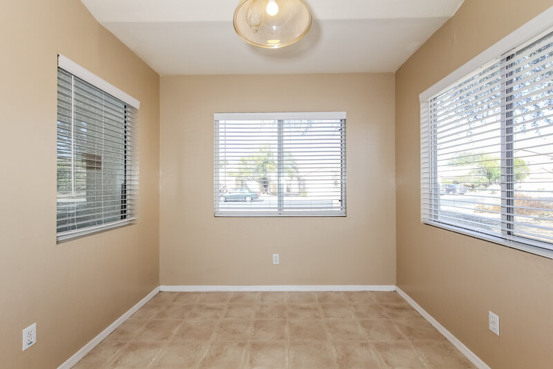 2,045/Mo, 16259 W Lupine Ave Goodyear, AZ 85338 Dining Room View