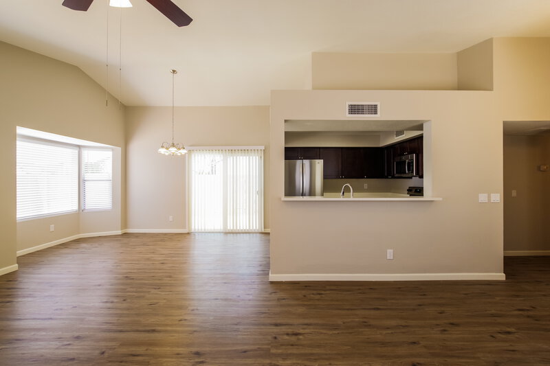 2,260/Mo, 8851 W St John Rd Peoria, AZ 85382 Living Room View