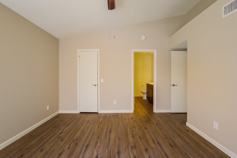 2,260/Mo, 8851 W St John Rd Peoria, AZ 85382 Main Bedroom View 3