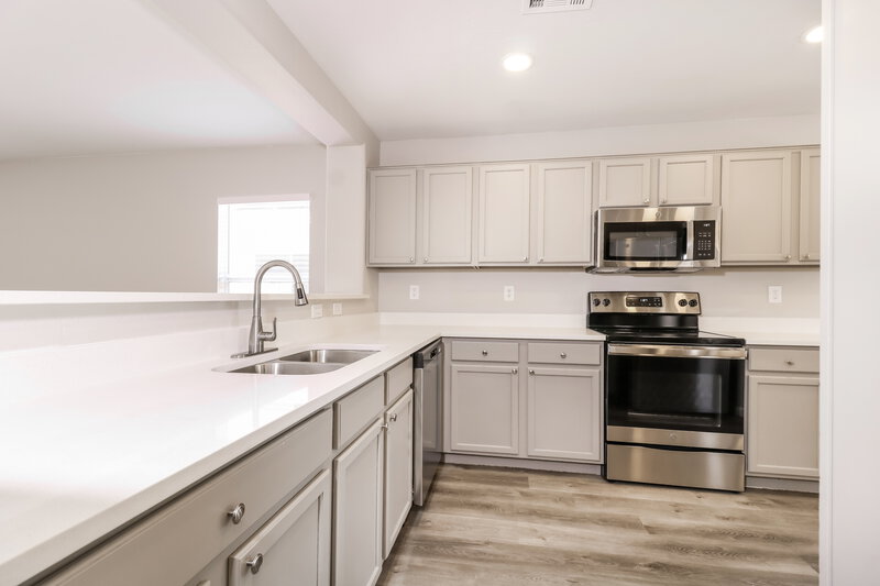 1,690/Mo, 22582 W Yavapai St Buckeye, AZ 85326 Kitchen View 2