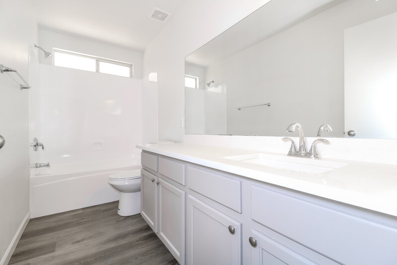 1,690/Mo, 22582 W Yavapai St Buckeye, AZ 85326 Bathroom View