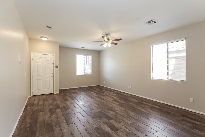 3,160/Mo, 6913 W Maldonado Rd Laveen, AZ 85339 Family Room View