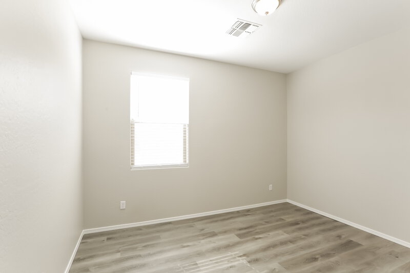3,160/Mo, 6913 W Maldonado Rd Laveen, AZ 85339 Bedroom View