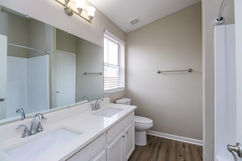 2,375/Mo, 2915 S Aletta Mesa, AZ 85212 Main Bathroom View