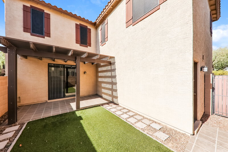 2,555/Mo, 2432 W Dusty Wren Dr Phoenix, AZ 85085 Rear View