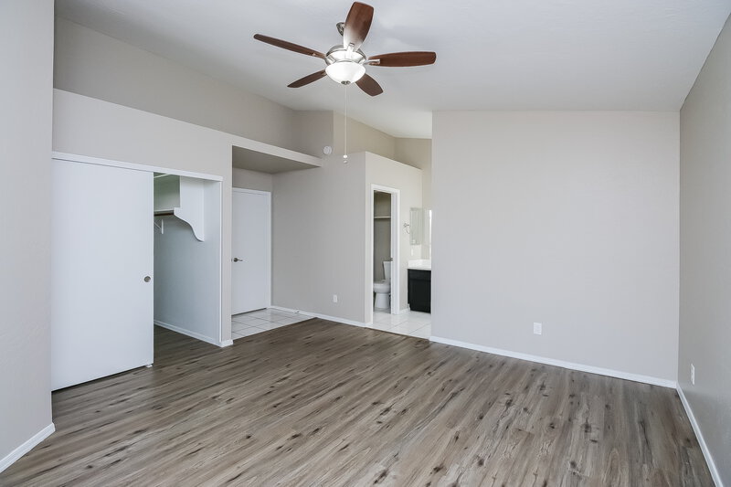 3,170/Mo, 4725 E Brown Rd, #15 Mesa, AZ 85205 Main Bedroom View