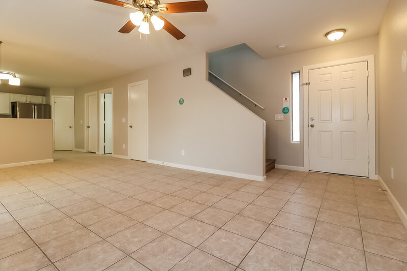 2,095/Mo, 12329 W Windrose Dr El Mirage, AZ 85335 Living Room View