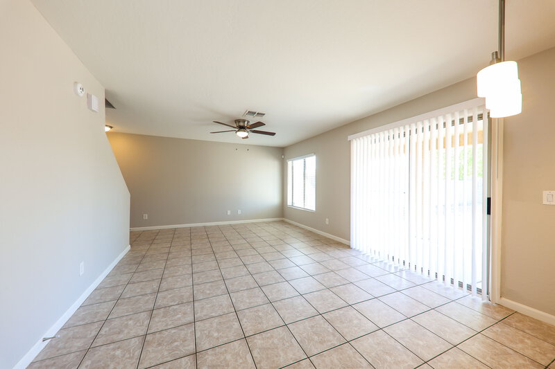1,835/Mo, 12329 W Windrose Dr El Mirage, AZ 85335 Dining Room View
