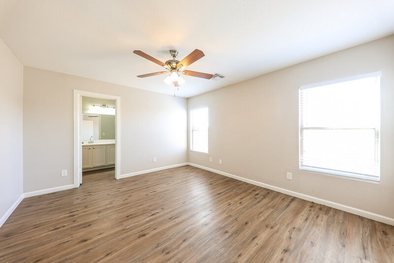 1,835/Mo, 12329 W Windrose Dr El Mirage, AZ 85335 Main Bedroom View 2
