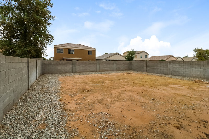 2,095/Mo, 12329 W Windrose Dr El Mirage, AZ 85335 Exterior View