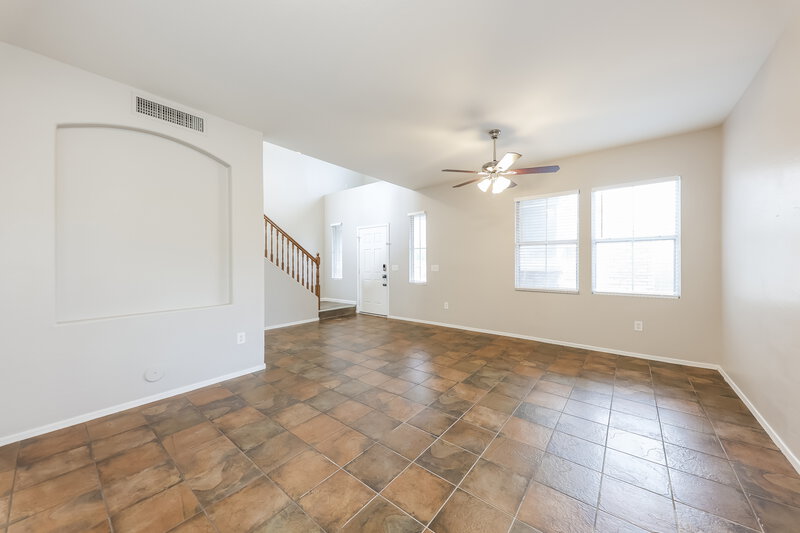 2,725/Mo, 34929 N 30th Dr Phoenix, AZ 85086 Living Room View 2