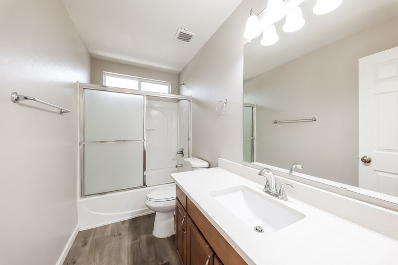 2,725/Mo, 34929 N 30th Dr Phoenix, AZ 85086 Bathroom View