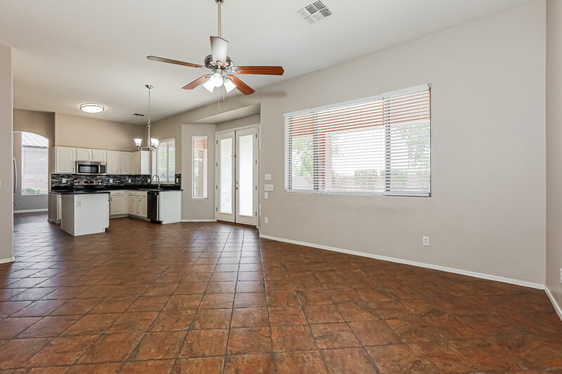 3,145/Mo, 4091 E Carriage Way Gilbert, AZ 85297 Family Room View