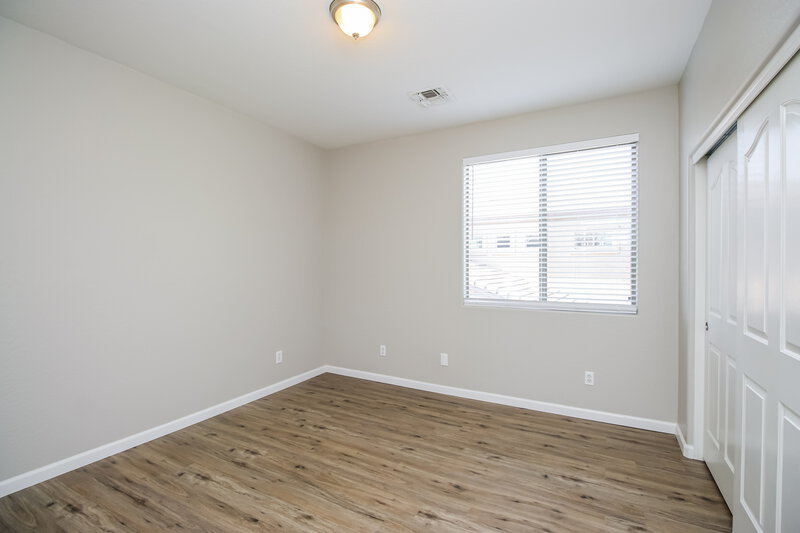 3,670/Mo, 4091 E Carriage Way Gilbert, AZ 85297 Bedroom View