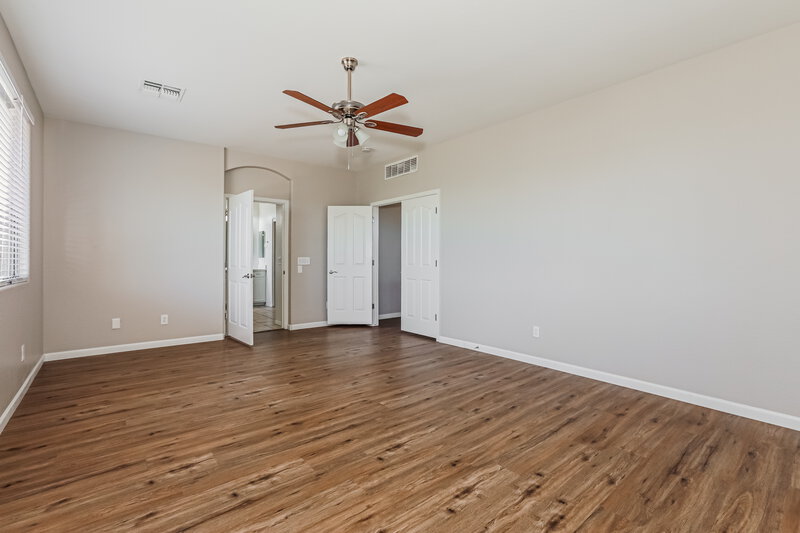 3,145/Mo, 4091 E Carriage Way Gilbert, AZ 85297 Main Bedroom View 2