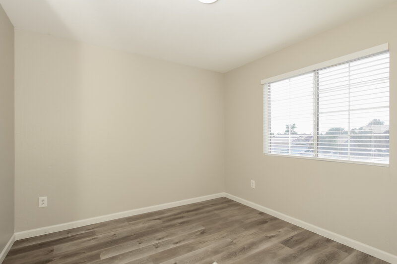 2,045/Mo, 8734 W Greer Ave Peoria, AZ 85345 Bedroom View 2