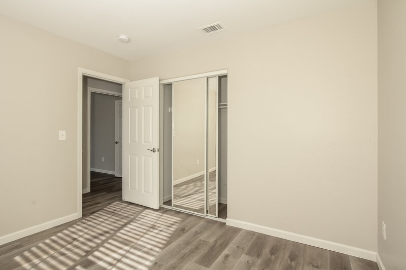 2,045/Mo, 8734 W Greer Ave Peoria, AZ 85345 Bedroom View 3