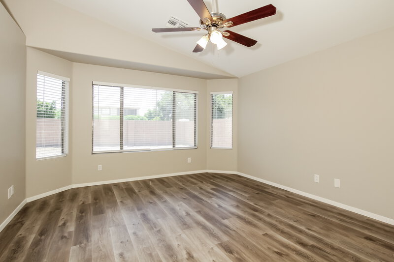 2,285/Mo, 5473 W Augusta Ave Glendale, AZ 85301 Bedroom View