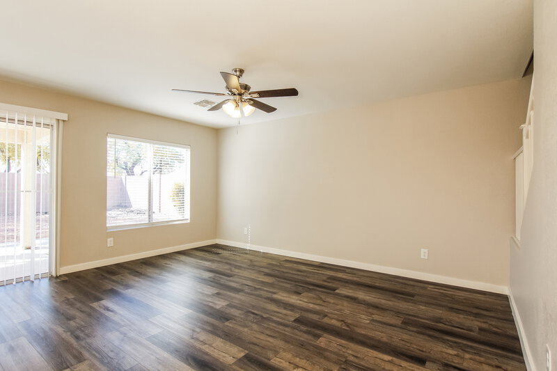 2,265/Mo, 9171 W Harmony Ln Peoria, AZ 85382 Living Room View