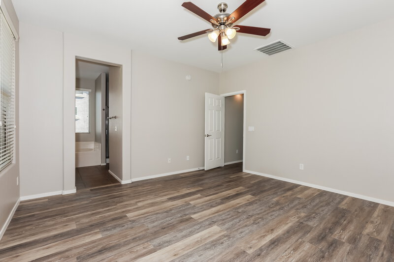 2,195/Mo, 3826 E Fairview St Gilbert, AZ 85295 Main Bedroom View 2