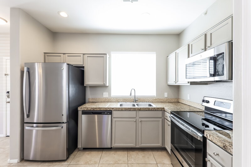 2,145/Mo, 22052 N 30th Dr Phoenix, AZ 85027 Kitchen View