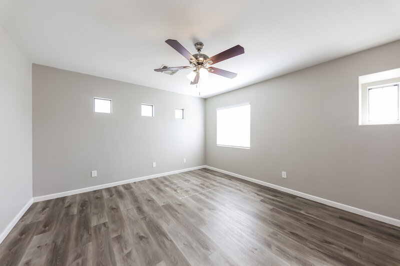 2,145/Mo, 22052 N 30th Dr Phoenix, AZ 85027 Main Bedroom View
