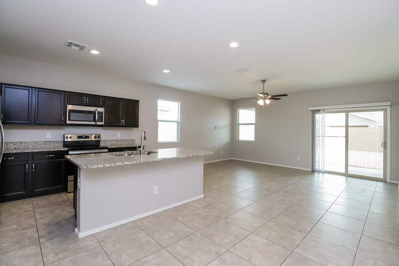 1,900/Mo, 5161 E Wallace Way San Tan Valley, AZ 85143 Dining Room View
