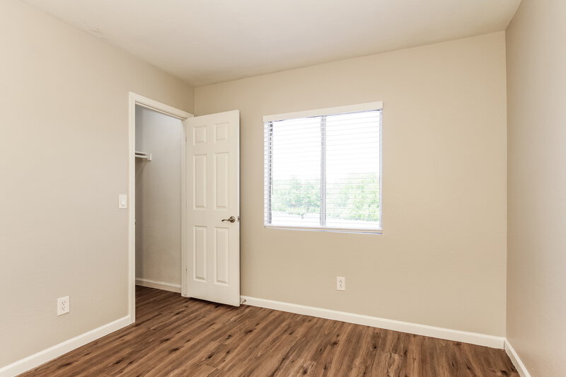 1,895/Mo, 12118 N 127th Dr El Mirage, AZ 85335 Misc View 11