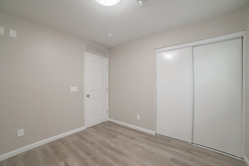 1,965/Mo, 7409 S 37th Gln Phoenix, AZ 85041 Misc View 10