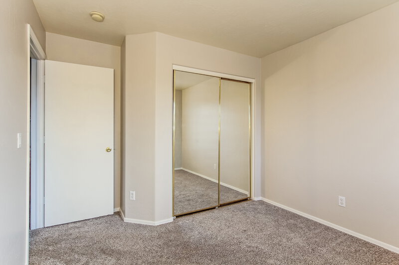 1,905/Mo, 11374 W Pima St Avondale, AZ 85323 Bedroom View 4
