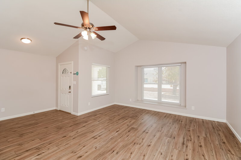 1,955/Mo, 8832 W Hazelwood St Phoenix, AZ 85037 Living Room View 2