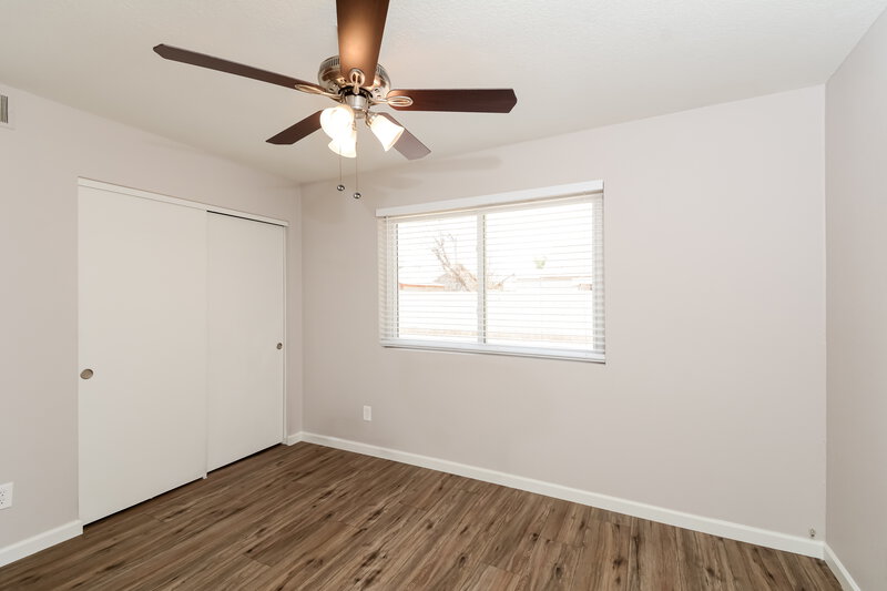 1,955/Mo, 8832 W Hazelwood St Phoenix, AZ 85037 Bedroom View 2