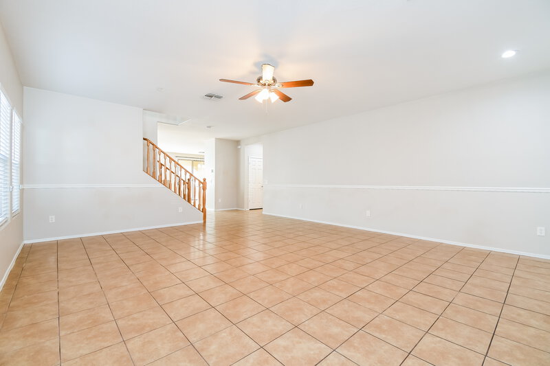 2,335/Mo, 21123 E Tierra Grande Dr Queen Creek, AZ 85142 Living Room View 2