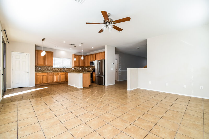 2,335/Mo, 21123 E Tierra Grande Dr Queen Creek, AZ 85142 Family Room View