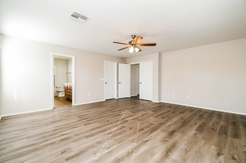 2,335/Mo, 21123 E Tierra Grande Dr Queen Creek, AZ 85142 Main Bedroom View 2