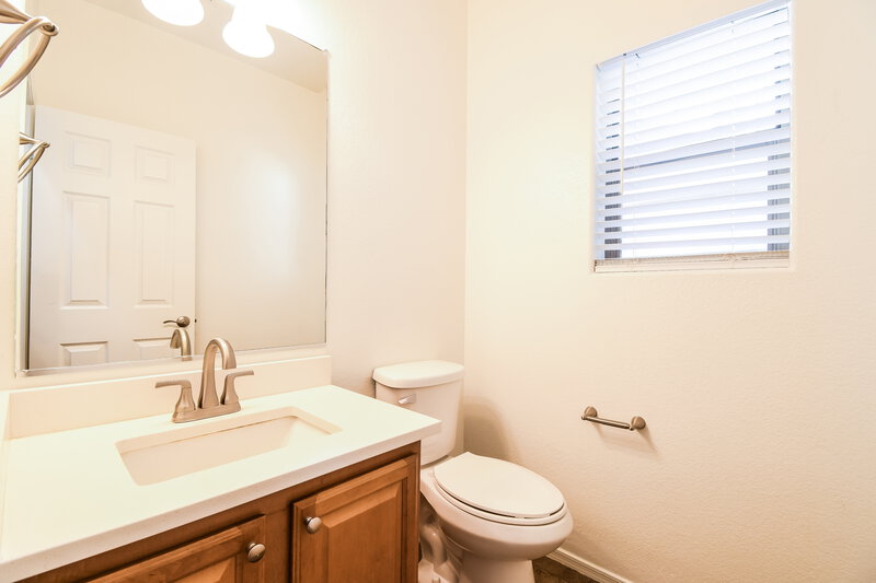 2,335/Mo, 21123 E Tierra Grande Dr Queen Creek, AZ 85142 Bathroom View