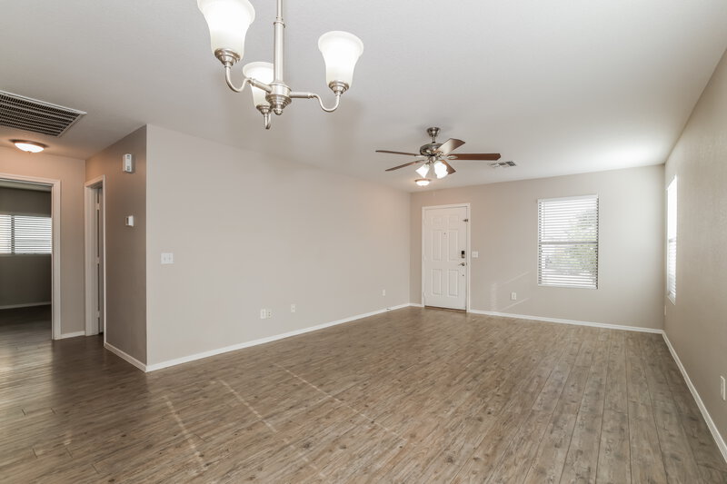 1,815/Mo, 2879 W Five Mile Peak Dr Queen Creek, AZ 85142 Dining Room View