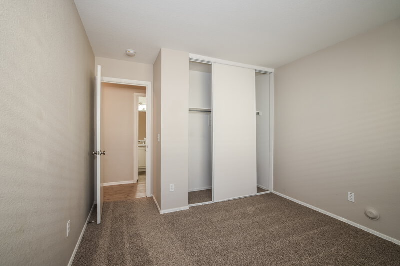 1,815/Mo, 2879 W Five Mile Peak Dr Queen Creek, AZ 85142 Bedroom View 2