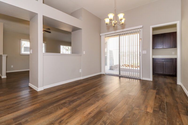 2,095/Mo, 7233 W Ocotillo Rd Glendale, AZ 85303 Dining Room View