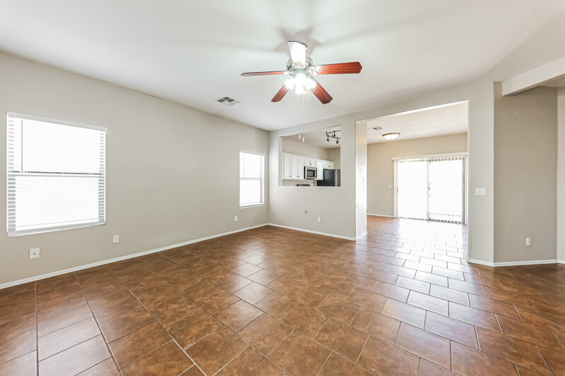1,800/Mo, 15316 W Cortez St Surprise, AZ 85379 Living Room View