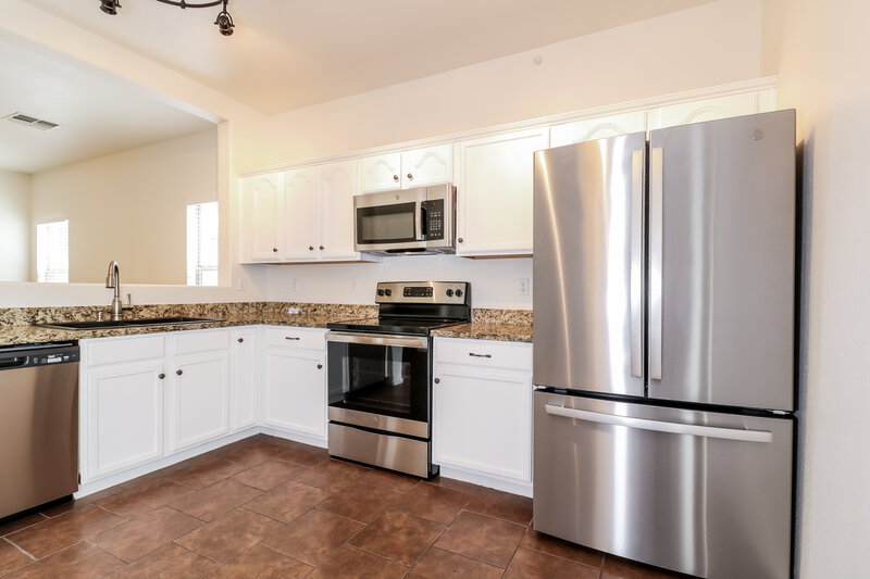 1,815/Mo, 15316 W Cortez St Surprise, AZ 85379 Kitchen View