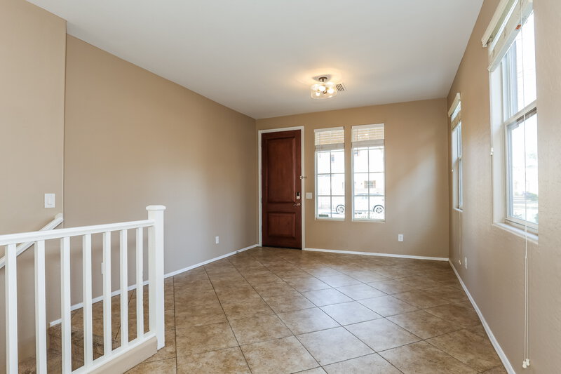 2,270/Mo, 2044 S Heron Ln Gilbert, AZ 85295 Living Room View