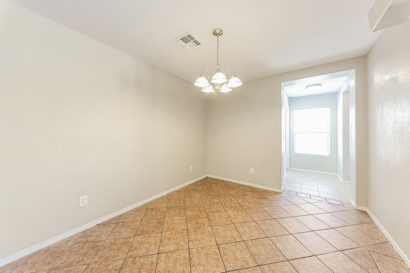 2,100/Mo, 13710 N 124th Ln El Mirage, AZ 85335 Dining Room View